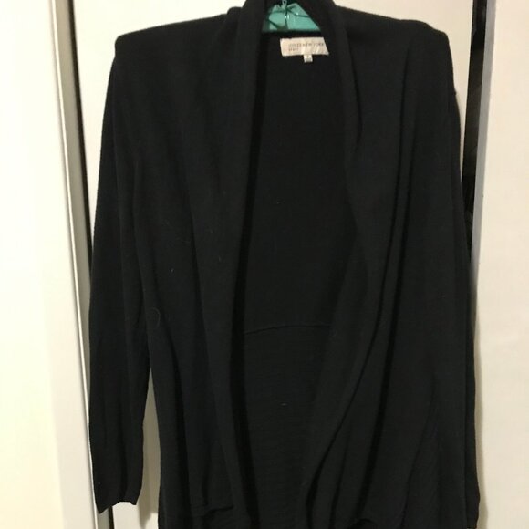 Jones Of New York Ladies Black Cardigan Size Small - Picture 1 of 2